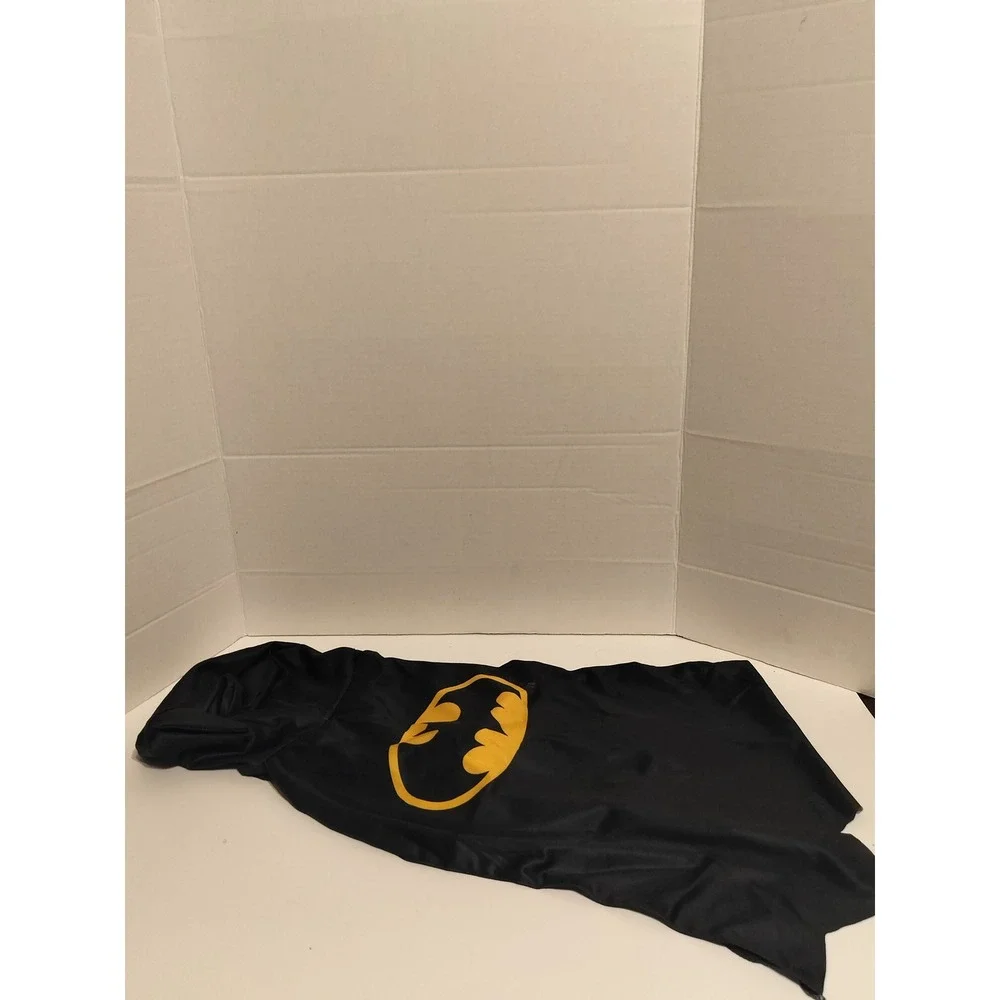 Batman Pet Halloween Costume Size Large DC Comics FFP18215-22 Black Yellow Cute